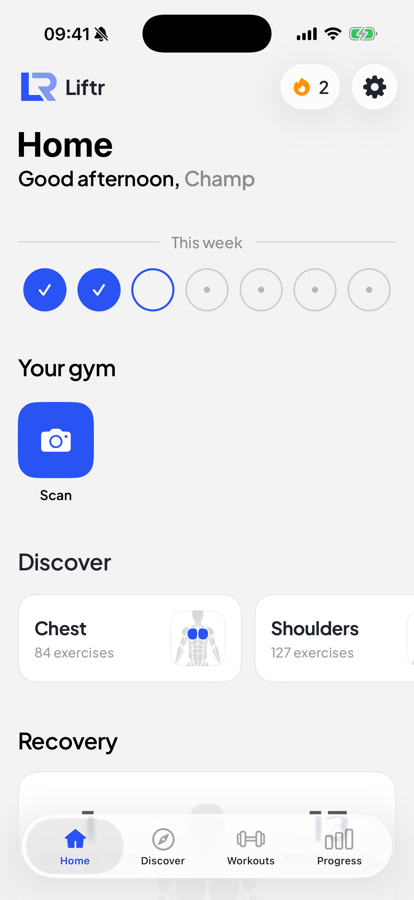 The Liftr home screen with your week and your scanned gym