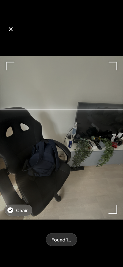 Liftr scanning a room and identifying a chair